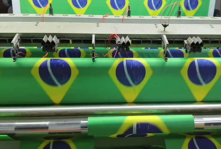 2022年世界杯活动定制旗帜供应-13